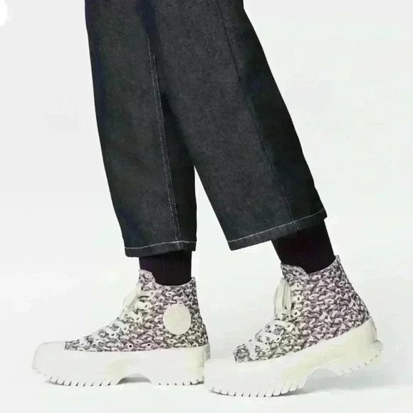 Converse CHUCK TAYLOR All Star Lugged 2.0 Jacquard Shoe High Top Shoe - Picture 2 of 15